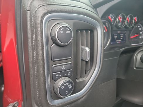 Used 2022 Chevrolet Silverado 1500 LT RWD image 22