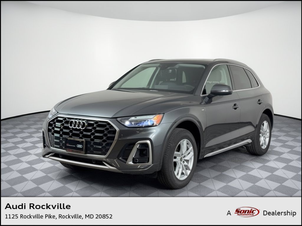 Used 2023 Audi Q5 2.0T Premium w/ Convenience Package AWD/4WD image 1
