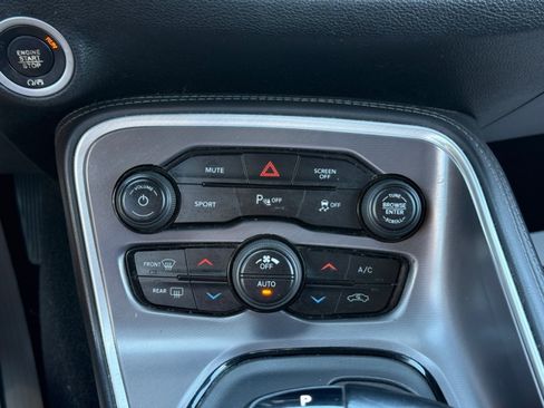 Used 2020 Dodge Challenger GT w/ Blacktop Package AWD/4WD image 16