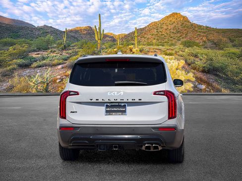 Used 2022 Kia Telluride EX w/ EX Premium Package AWD/4WD image 9