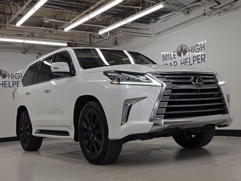 Used 2017 Lexus LX 570 4WD w/ Luxury Package image 5