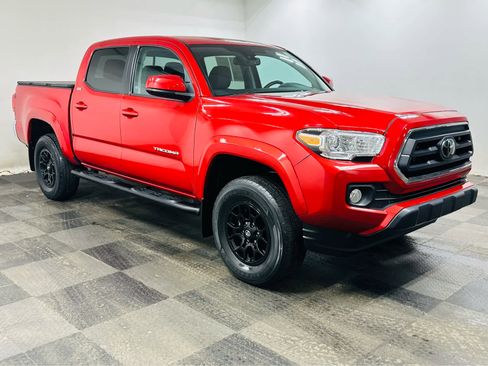Certified 2021 Toyota Tacoma SR5 image 1