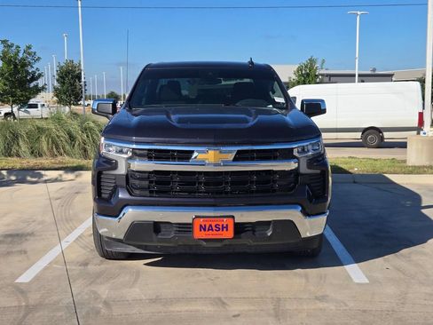 Used 2024 Chevrolet Silverado 1500 LT w/ Protection Package RWD image 2