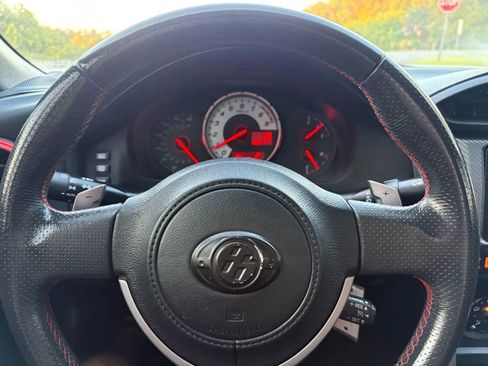 Used 2015 Scion FR-S image 8