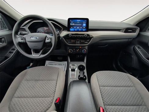 Used 2021 Ford Escape SE w/ SE Sport Appearance Package image 10