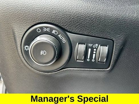 Used 2022 Jeep Compass Trailhawk w/ Trailhawk Elite Group AWD/4WD image 20