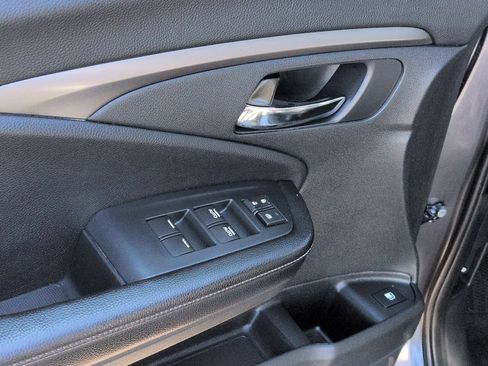 Used 2019 Honda Ridgeline RTL-T image 10