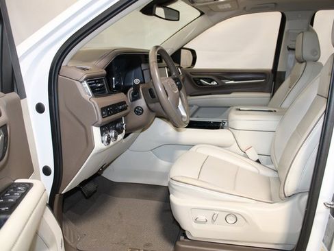 Used 2021 GMC Yukon Denali image 7