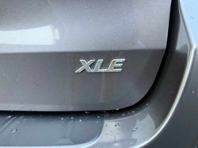 Used 2012 Toyota Sienna XLE FWD image 50