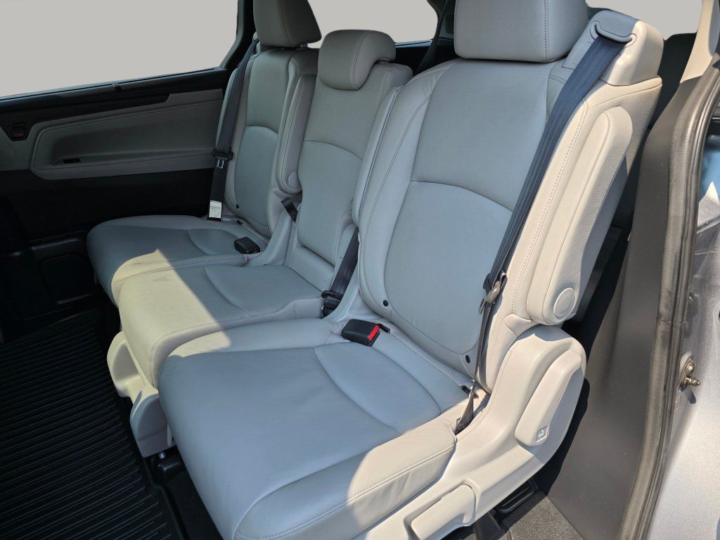 Used 2018 Honda Odyssey Elite image 29