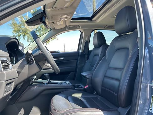 Used 2022 MAZDA CX-5 Carbon Edition image 2