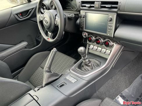 Certified 2026 Toyota GR86 w/ ALL Weather Mat Package (TMS) RWD image 13