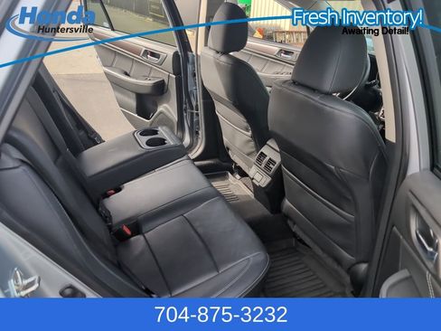 Used 2019 Subaru Outback 2.5i Limited image 14