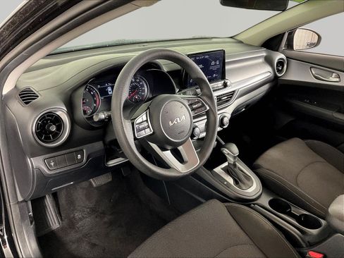 Used 2022 Kia Forte Sedan FWD image 16