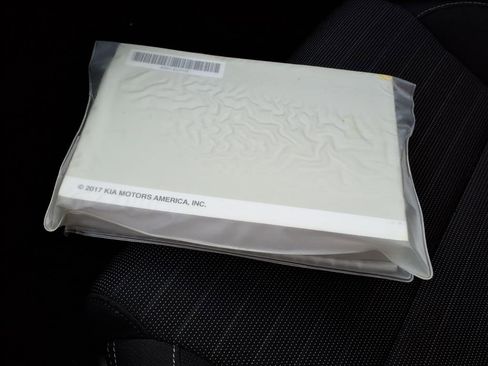 Used 2018 Kia Sportage LX image 24