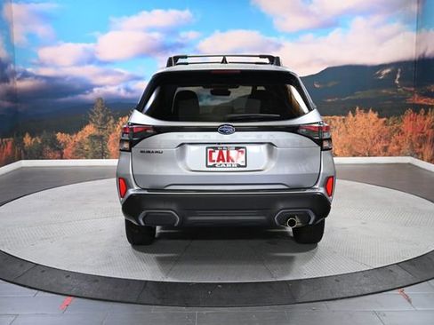 Used 2025 Subaru Forester Limited image 7