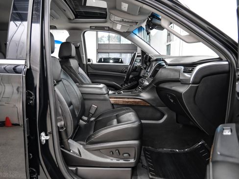 Used 2018 Chevrolet Tahoe LT AWD/4WD image 40
