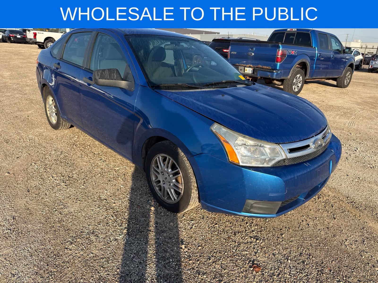 Used 2010 Ford Focus SE FWD image 4