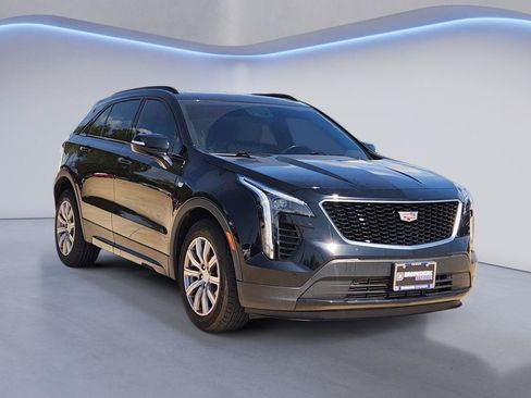 Used 2023 Cadillac XT4 Sport FWD image 3