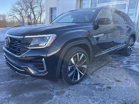 New 2026 Volkswagen Atlas Cross Sport SEL Premium R-Line image 2