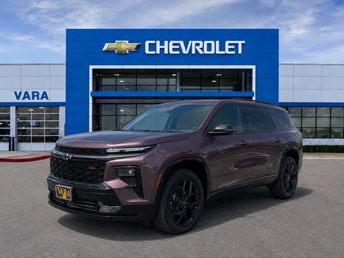 Certified 2026 Chevrolet Traverse RS FWD image 1