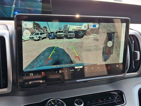 Certified 2025 Ford Expedition Active AWD/4WD image 21
