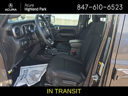 Used 2022 Jeep Wrangler Unlimited Sport AWD/4WD image 7