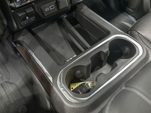 Used 2019 GMC Sierra 1500 SLT w/ SLT Premium Plus Package image 25