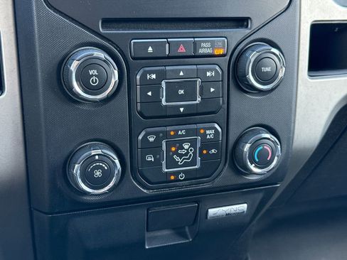 Used 2013 Ford F150 XLT w/ Mid Equipment Group image 20