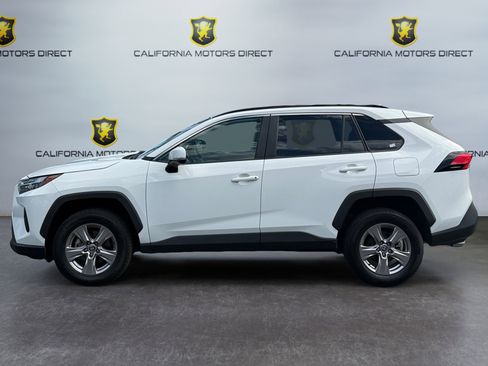 Used 2023 Toyota RAV4 XLE image 2