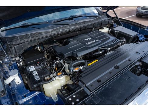 Used 2017 Nissan Titan Platinum Reserve w/ Off-Road Package image 29