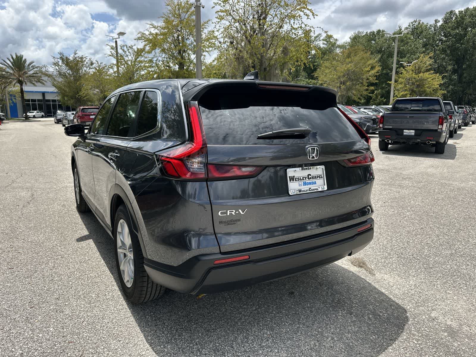 Used 2026 Honda CR-V EX image 4