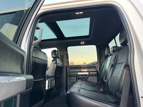 Used 2015 Ford F150 Lariat w/ Equipment Group 502A Luxury image 4