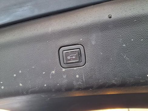 Certified 2021 Buick Enclave Preferred image 30