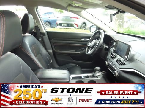 Used 2021 Nissan Altima 2.5 SR FWD image 15