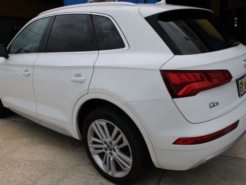 Used 2018 Audi Q5 2.0T Premium Plus w/ Premium Plus Package AWD/4WD image 5