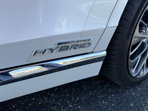 Used 2018 Lexus LS 500h AWD w/ Interior Upgrade Package image 10