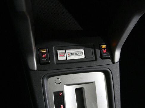 Used 2017 Subaru Forester 2.5i Premium w/ All-Weather Package image 17