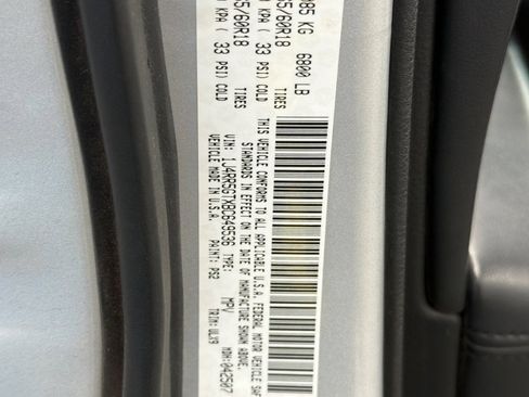 Used 2011 Jeep Grand Cherokee Limited w/ Trailer Tow Group IV AWD/4WD image 28