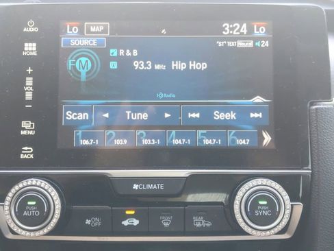 Used 2018 Honda Civic Touring image 25