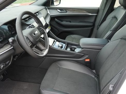 New 2026 Jeep Grand Cherokee L 4WD image 20