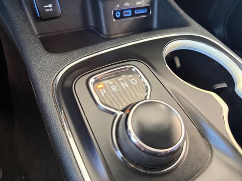 Used 2016 Dodge Durango R/T w/ Blacktop Package RWD image 24
