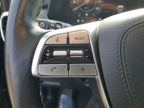 Used 2024 Kia Telluride SX image 12