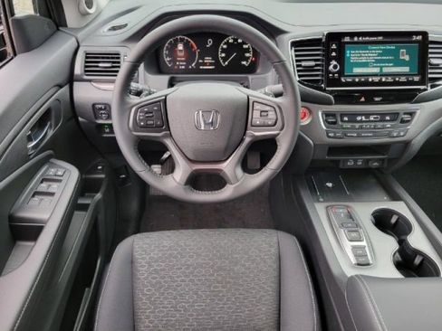 New 2026 Honda Ridgeline Sport image 4