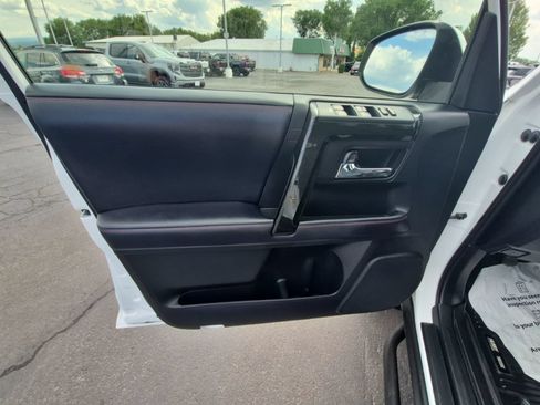 Certified 2018 Toyota 4Runner TRD Pro AWD/4WD image 28