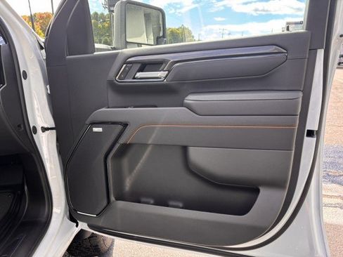 New 2026 GMC Sierra 2500 AT4 w/ AT4 Premium Plus Package image 43