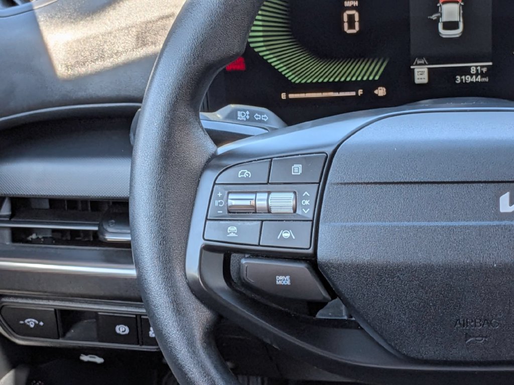 Used 2025 Kia K4 FWD image 17