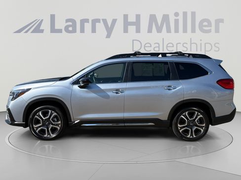 Certified 2026 Subaru Ascent Touring AWD/4WD image 2