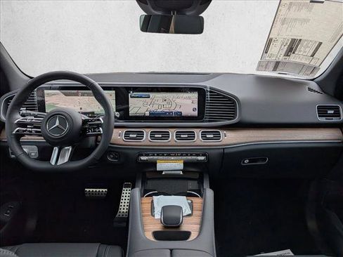 New 2026 Mercedes-Benz GLE 450 4MATIC image 17