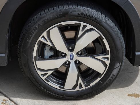 Used 2019 Subaru Forester Touring AWD/4WD image 10